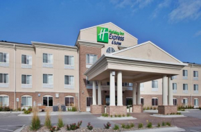 Гостиница Holiday Inn Express Hotel & Suites Cherry Hills, an IHG Hotel  Омаха